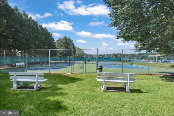 Exterior, Tennis Courts