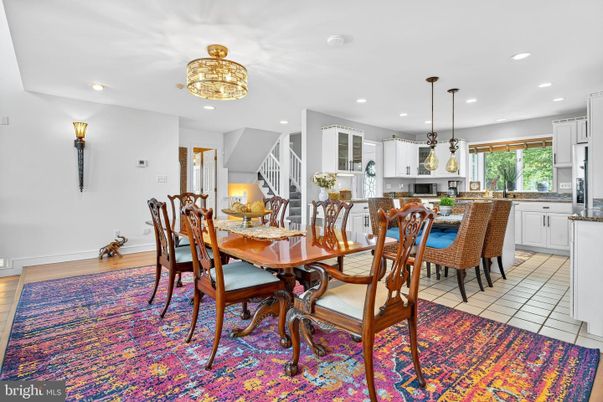 Dining room, Interior, Kitchen, Pendant Lights, Recessed Lighting, Wood Texture Flooring