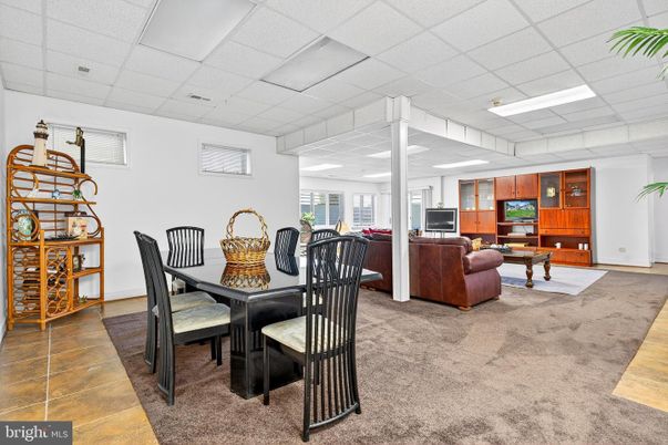 Dining room, Interior, Living room, Recessed Lighting