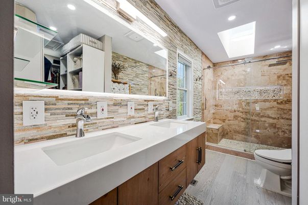 Bathroom, Dual Sink Vanities, Glass Shower, Interior, Recessed Lighting