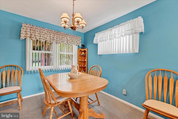 Chandelier, Dining room, Interior