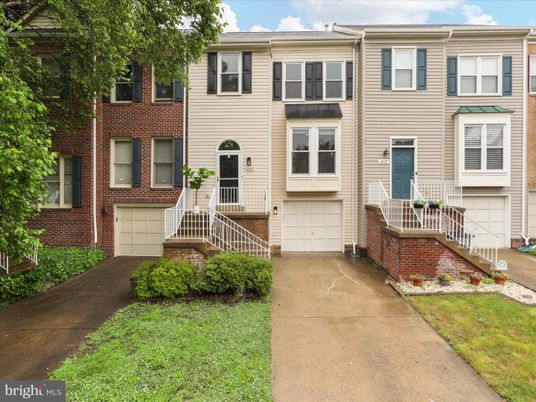 Attached, Exterior, Facade, Brick Facade, Rowhouse
