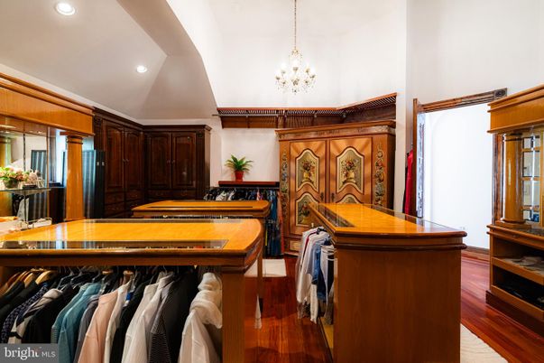 Chandelier, Interior, Recessed Lighting, Walk-in Closets, Wood Texture Flooring