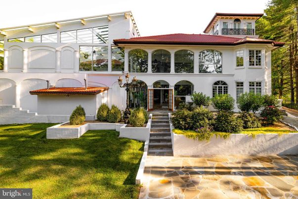 Backyard, Exterior, Facade, Mediterranean
