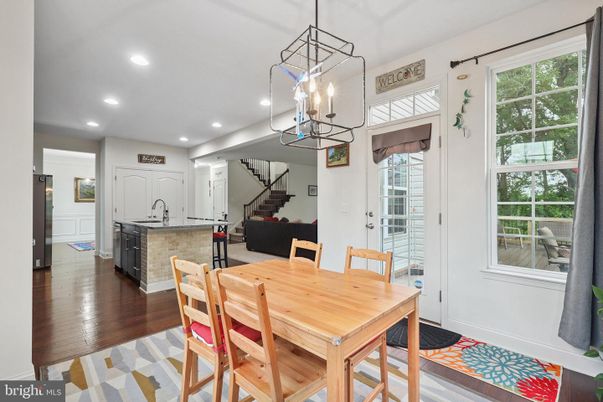 Dining room, Interior, Living room, Pendant Lights, Recessed Lighting, Wood Texture Flooring