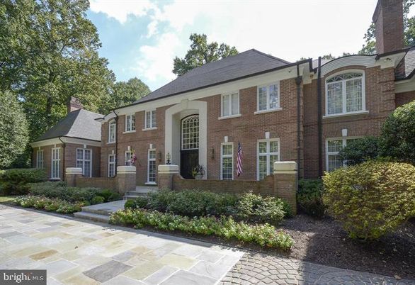 Exterior, Facade, Brick Facade, French Provincial
