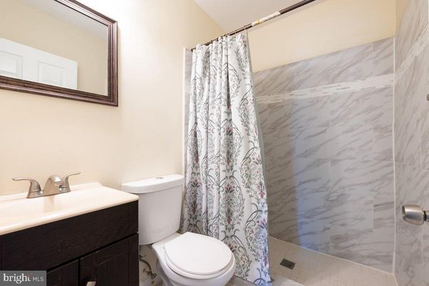 Bathroom, Interior, Marble Walls