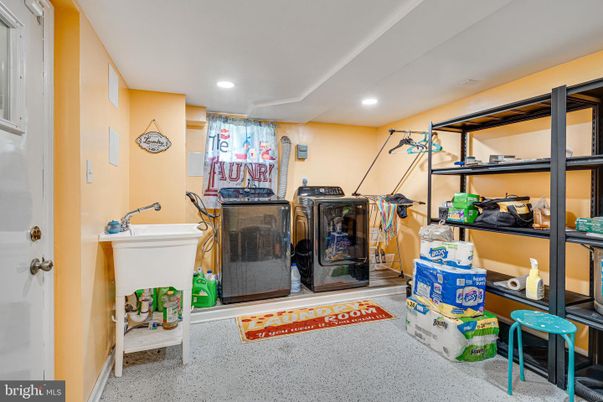 Interior, Recessed Lighting, Washer