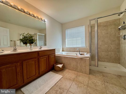 Bathroom, Dual Sink Vanities, Glass Shower, Interior
