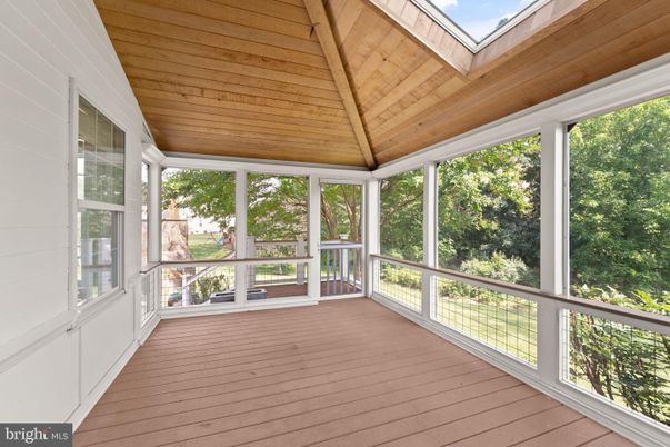 Interior, Sun Room, Wooden Ceilings, Wood Texture Flooring