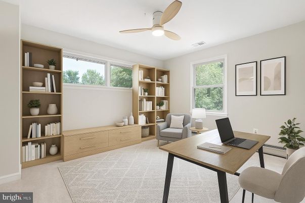 Home Office, Interior