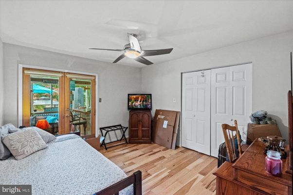 Bedroom, Home Office, Interior, Water, Wood Texture Flooring