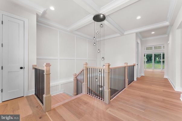 Interior, Pendant Lights, Recessed Lighting, Wood Texture Flooring