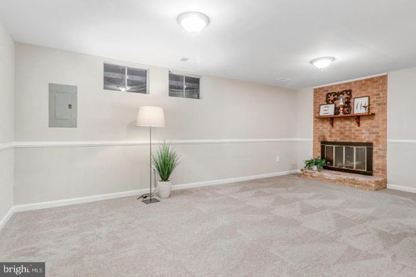 Empty room, Fireplace, Interior