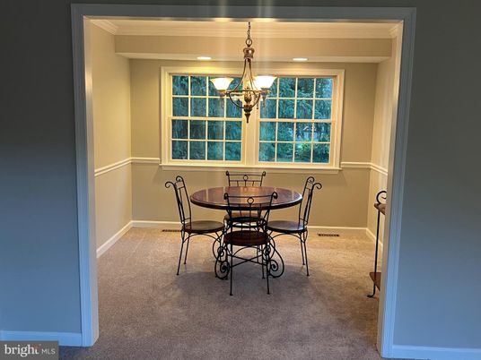 Chandelier, Dining room, Interior