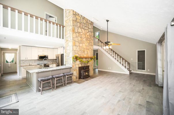 Fireplace, Interior, Kitchen, Wood Texture Flooring