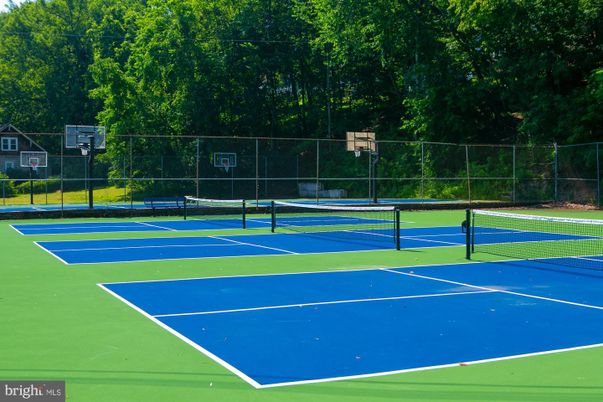 Exterior, Tennis Courts