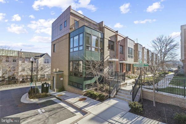 Exterior, Facade, Brick Facade, Modern