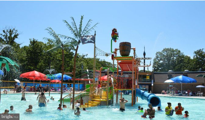 Backyard, Exterior, Playground, Pool