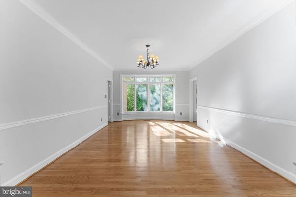 Chandelier, Empty room, Interior, Wood Texture Flooring