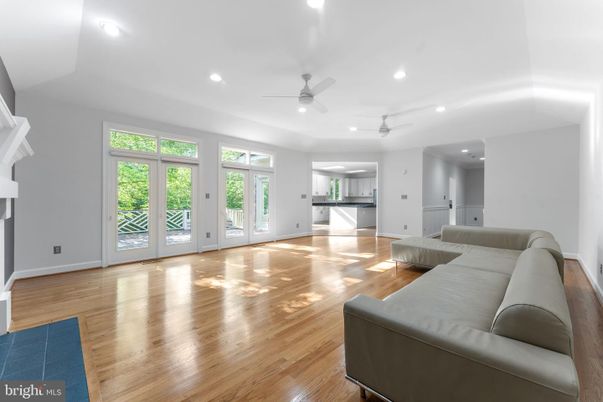 Empty room, Interior, Living room, Recessed Lighting, Wood Texture Flooring