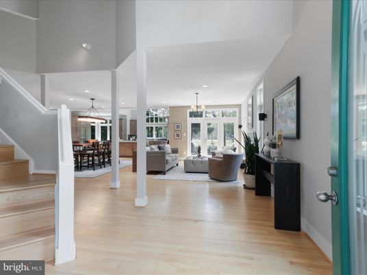 Chandelier, Dining room, Interior, Living room, Pendant Lights, Recessed Lighting, Wood Texture Flooring