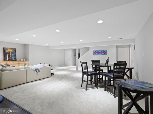 Dining room, Interior, Living room, Recessed Lighting