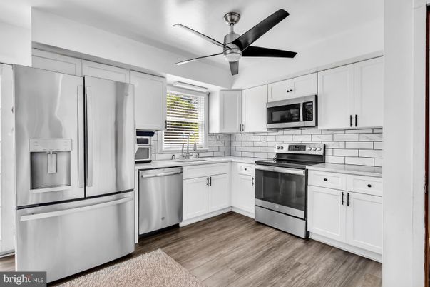 Interior, Kitchen, Stainless Steel Appliances, Wood Texture Flooring