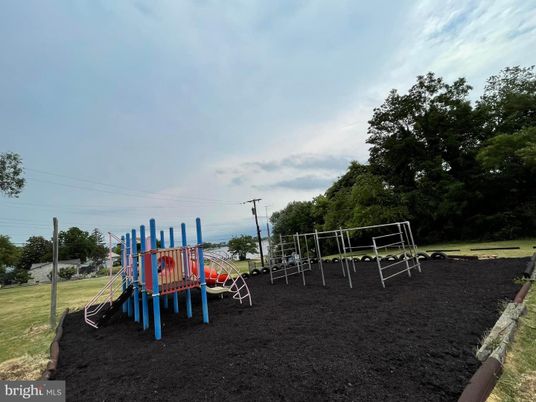 Backyard, Exterior, Playground