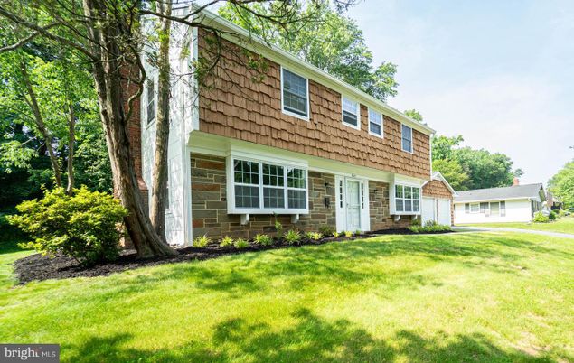 Exterior, Facade, Cape Cod