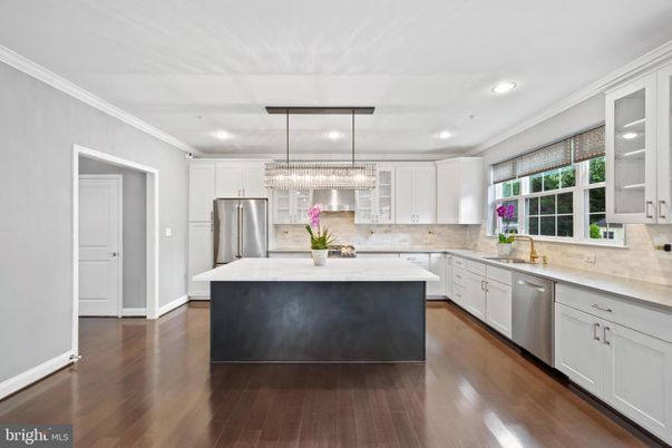 Chandelier, Interior, Kitchen, Recessed Lighting, Stainless Steel Appliances, Wood Texture Flooring