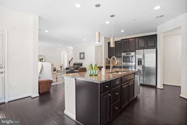 Interior, Kitchen, Living room, Pendant Lights, Recessed Lighting, Stainless Steel Appliances, Wood Texture Flooring