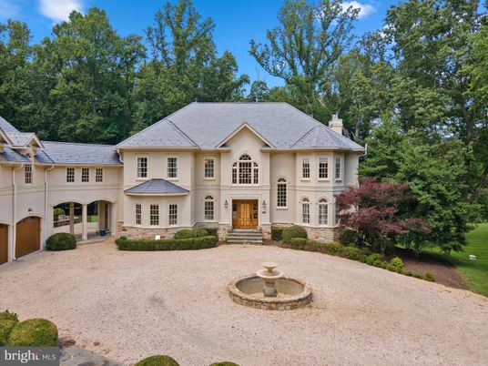 Attached, Backyard, Exterior, Facade, French Provincial