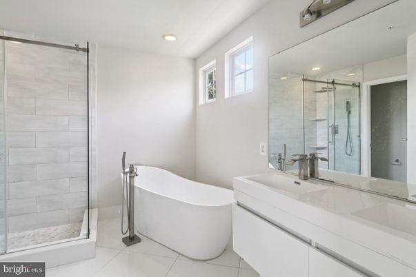 Bathroom, Free Standing Baths, Glass Shower, Interior, Recessed Lighting