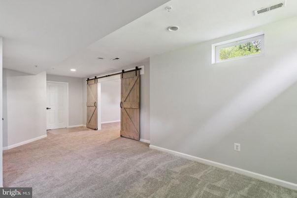 Empty room, Interior, Recessed Lighting