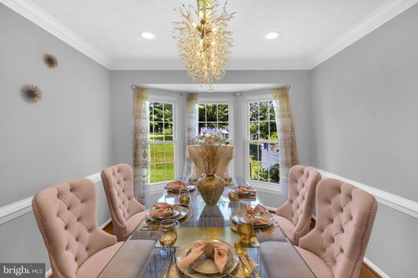 Chandelier, Dining room, Interior, Recessed Lighting