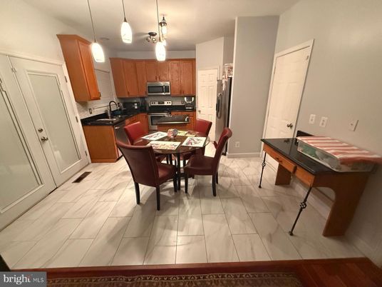 Dining room, Interior, Kitchen, Marble, Pendant Lights, Stainless Steel Appliances