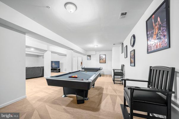 Billiard Table, Game Room, Interior