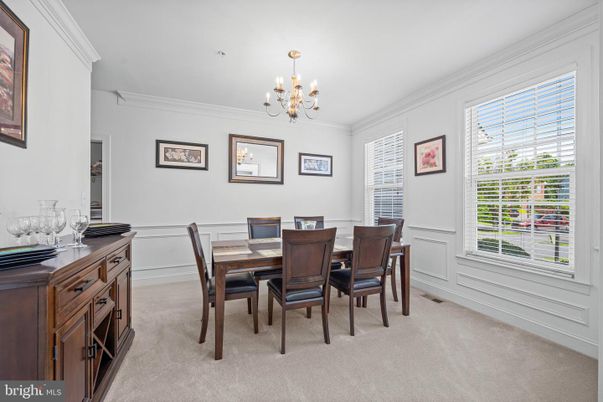 Chandelier, Dining room, Interior