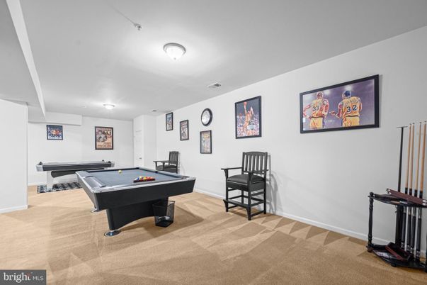 Billiard Table, Game Room, Interior