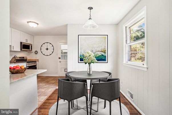 Dining room, Interior, Kitchen, Stainless Steel Appliances, Wood Texture Flooring