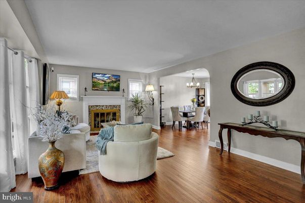 Chandelier, Dining room, Fireplace, Interior, Living room, Wood Texture Flooring