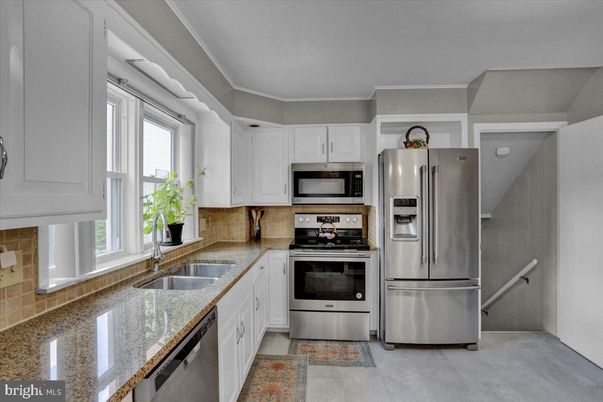 Interior, Kitchen, Stainless Steel Appliances