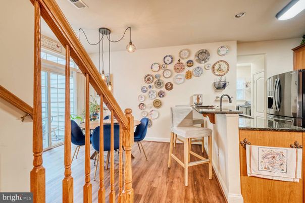 Dining room, Interior, Kitchen, Pendant Lights, Wood Texture Flooring