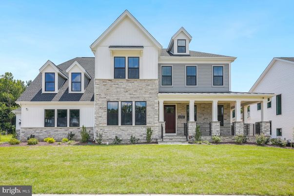 Exterior, Facade, Farmhouse