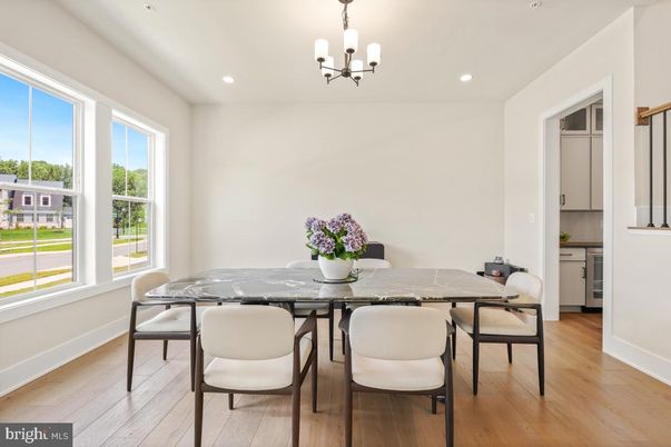 Chandelier, Dining room, Interior, Recessed Lighting, Wood Texture Flooring