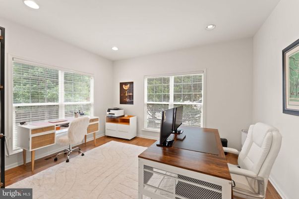 Home Office, Interior, Recessed Lighting, Wood Texture Flooring