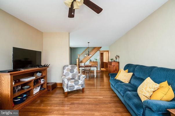 Dining room, Interior, Living room, Pendant Lights, Wood Texture Flooring