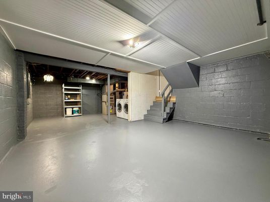Garage, Interior, Stone Walls