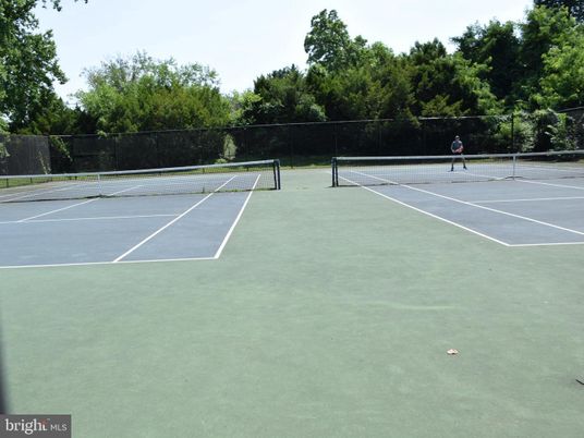 Exterior, Tennis Courts